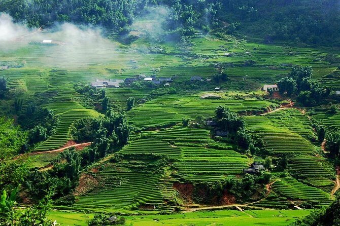 10-Day North Vietnam Cycling Adventure: From the Highland Tea Plantations of Moc Chau to the Limestone Karsts of Ha Long Bay